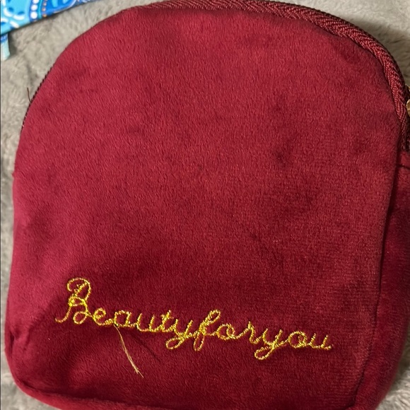 Red Velvet Women's Bag - Picture 4 of 4